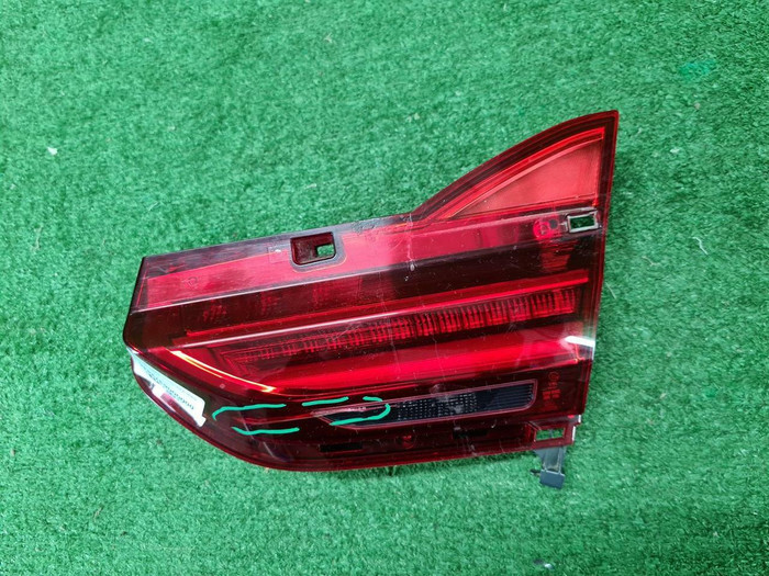 Фонарь правый внутренний BMW 7er G11 (2015-2019)