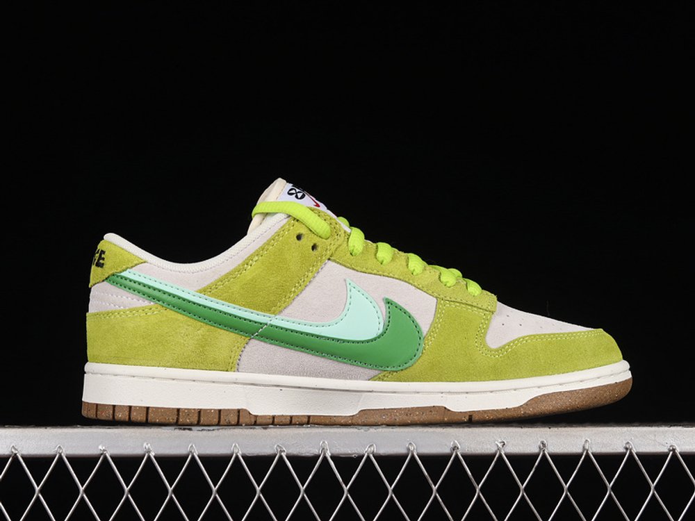 Nike Dunk Low SE 85 Neptune Green