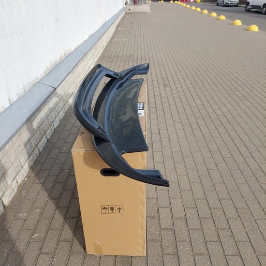 Накладка переднего бампера для VW TOUAREG 2010-2018