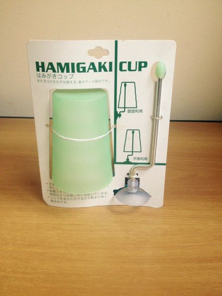 Стакан  для  зубных  щёток  с держателем HAMIGAKI CUP