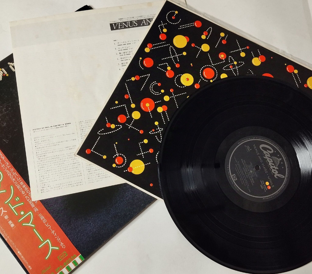 Винтажная виниловая пластинка LP Paul McCartney Wings Venus And Mars (Japan 1975) (Obi Copy) Love In Song