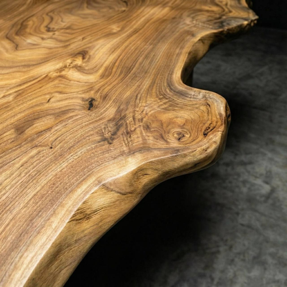 Карагач с живым краем свободной формы