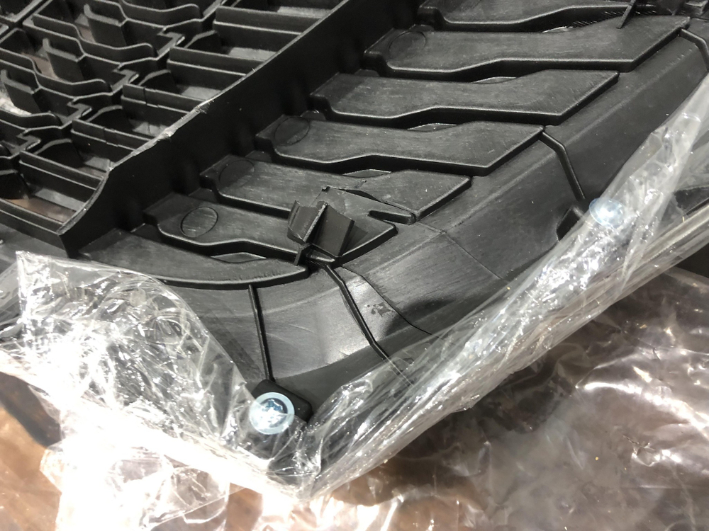 Решетка радиатора Kia Rio 3 (QB) 11-15 Новая mw001268231027042017