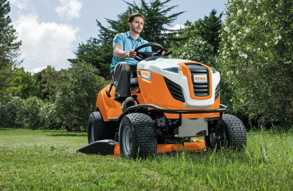 Трактор садовый STIHL RT -4097.1 SX 95см, 7.3 HP. 197 kg. hydro
