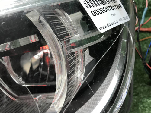 Битая Фара левая BMW 3er F30 (2015-2020) LED