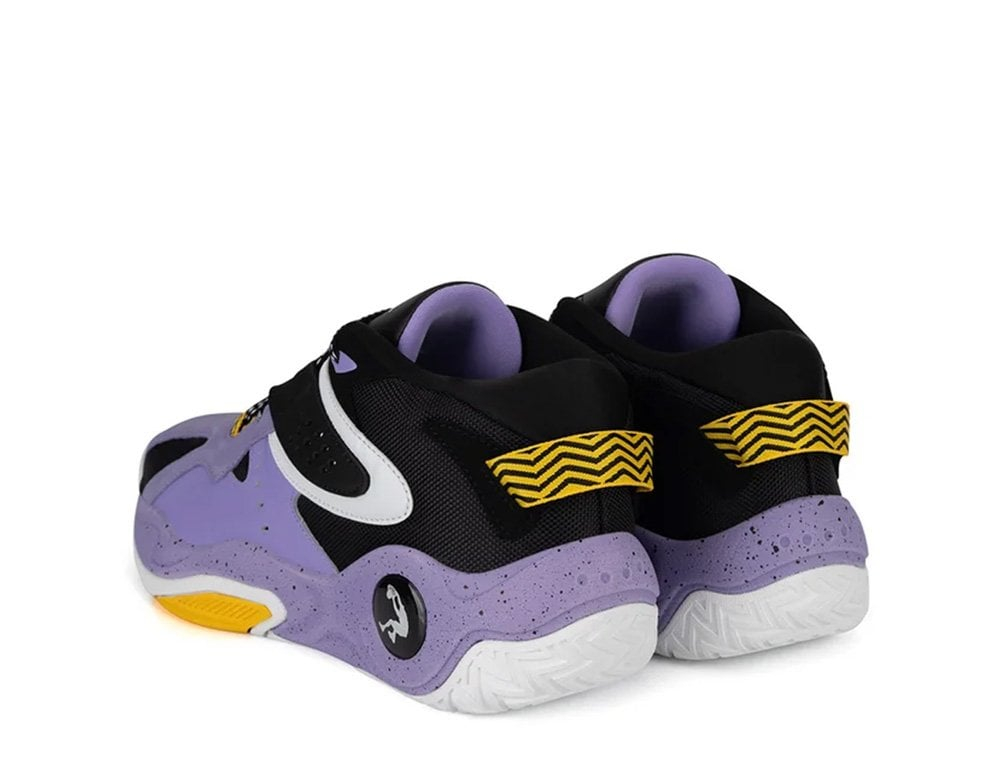 Баскетбольные кроссовки Shaq Shaqnotix