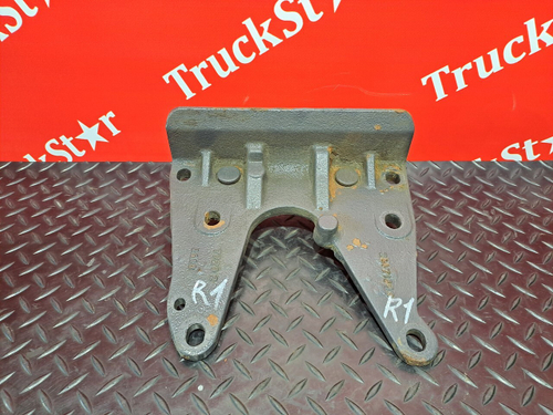 Кронштейн передней пневморессоры