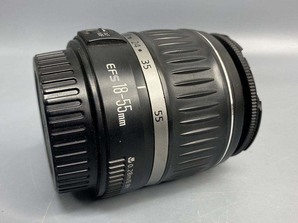 Canon EF-S 18-55mm f/3.5-5.6 II скол
