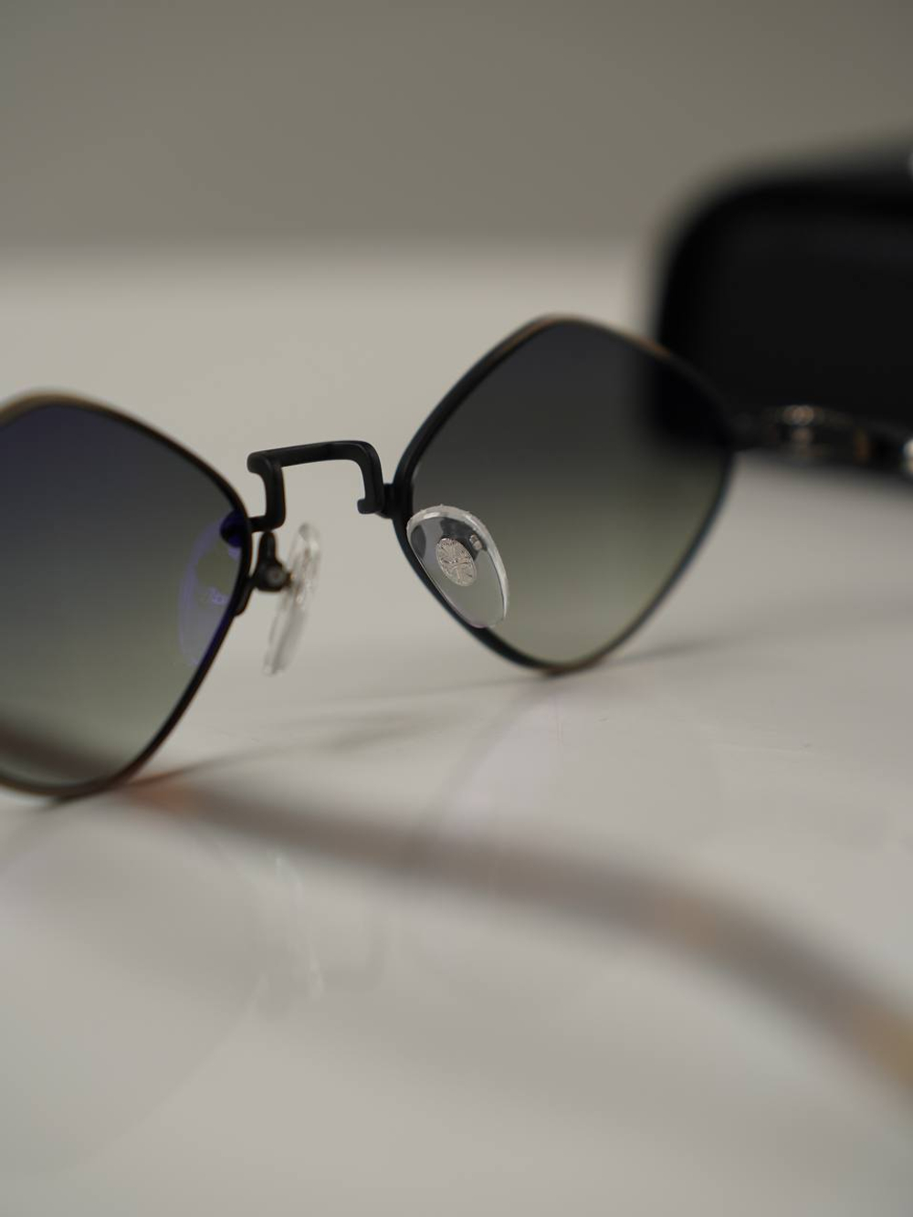 Солнцезащитные очки Chrome Hearts