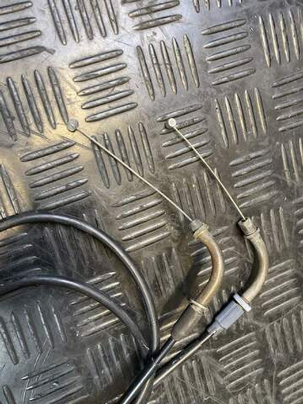 Тросики газа Suzuki GSR400 (GK7DA)