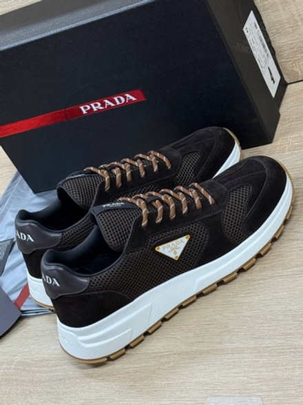 Кроссовки Prada