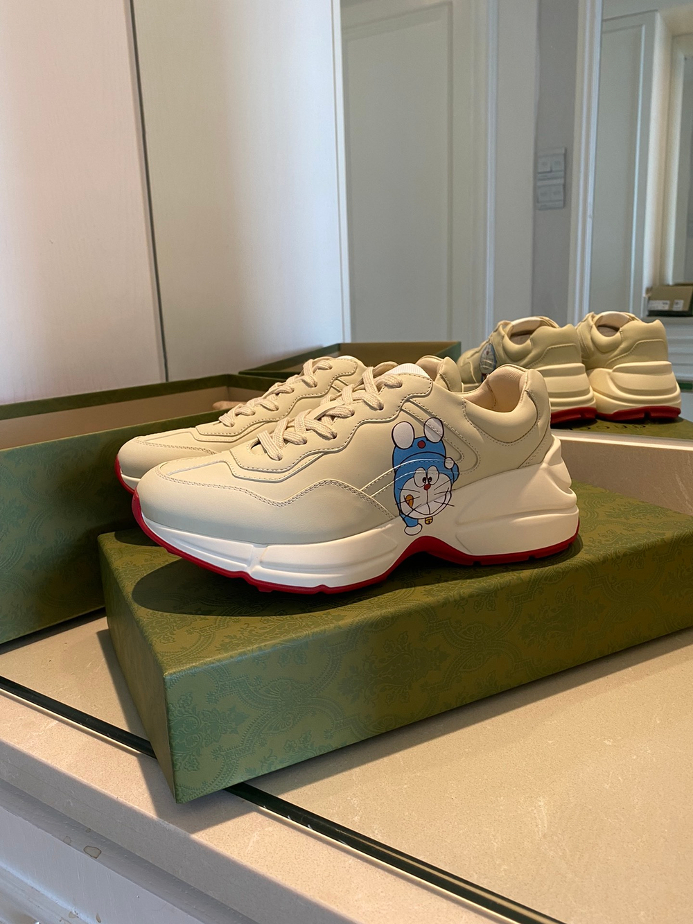 Gucci Rhyton Sneaker
