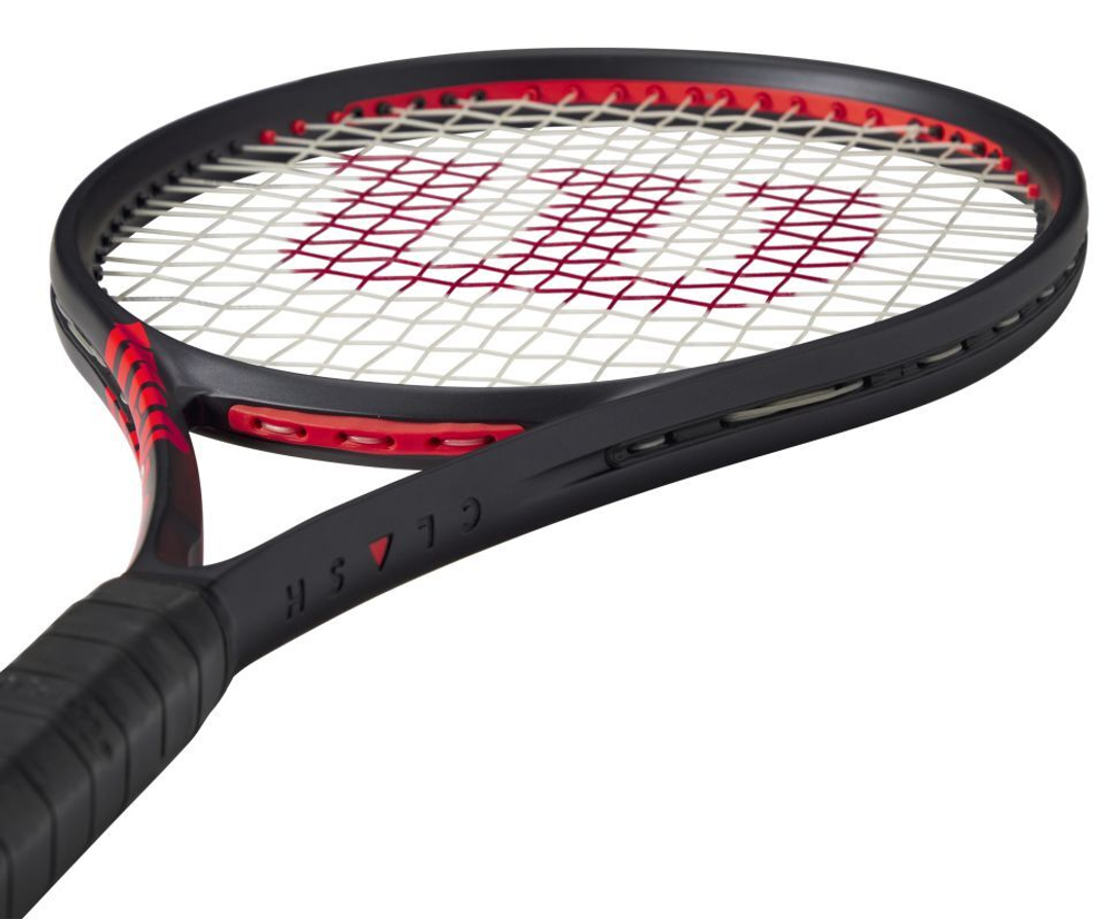 Теннисная ракетка Wilson Clash 100 V3.0 + струны