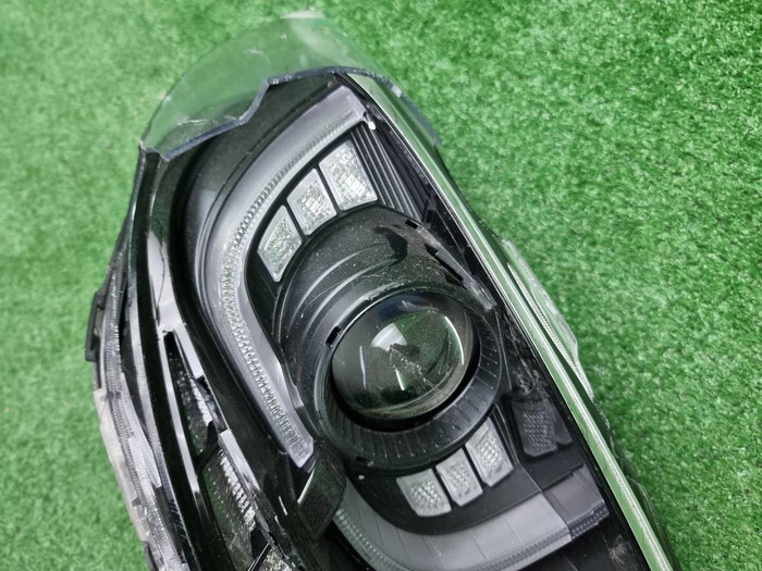 Битая Фара правая Kia Picanto 3 JA (17-21) галоген