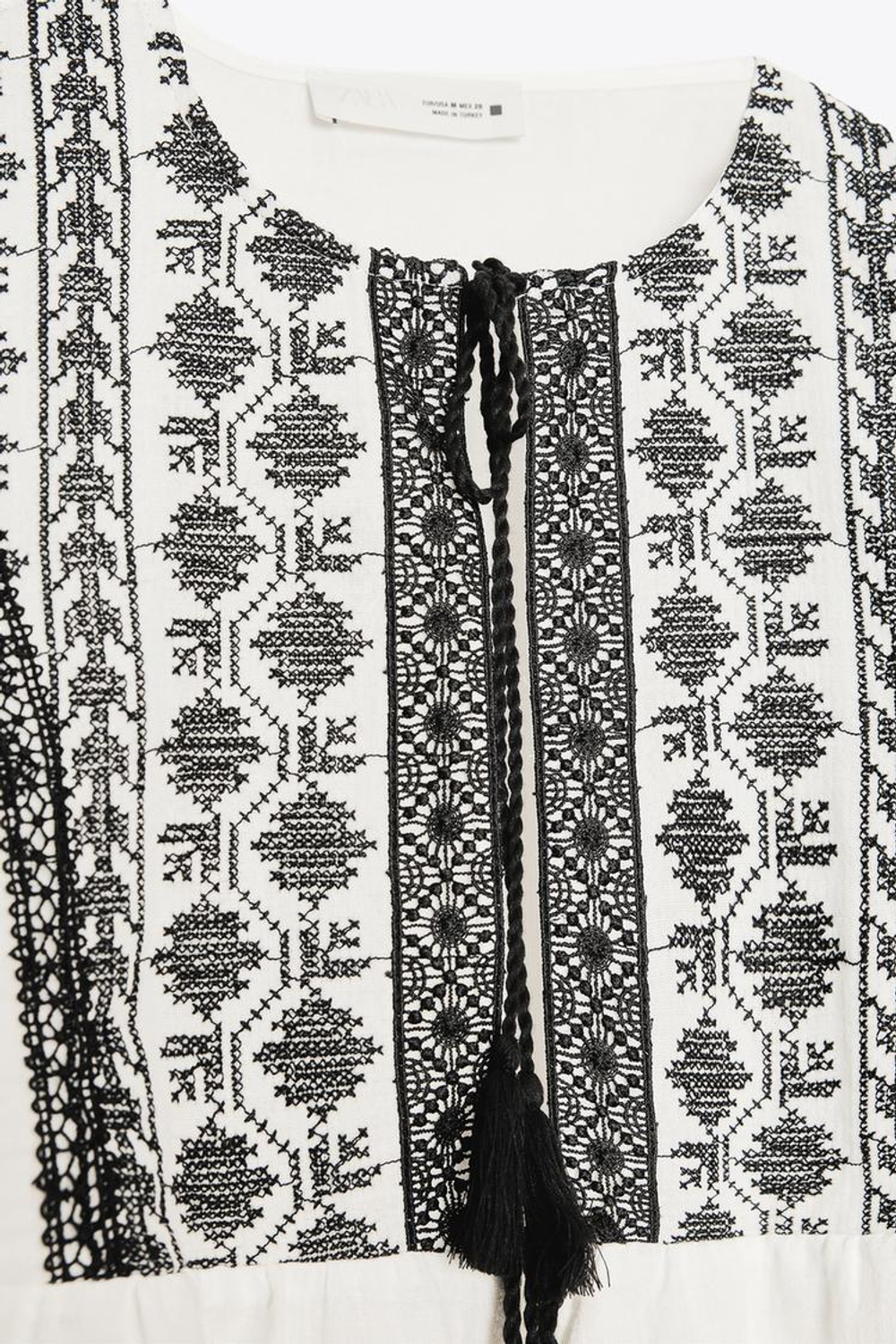 ZARA КУРТКА С КОНТРАСТНОЙ ВЫШИВКОЙ, БЕЛЫЙ/ЧЕРНЫЙ