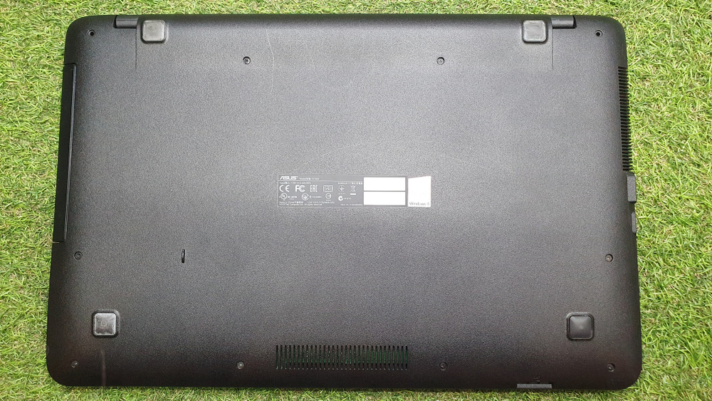 Ноутбук ASUS Pentium/4Gb/820M 1Gb/R752MD-TY033H 90NB0601-M00760/Windows 10