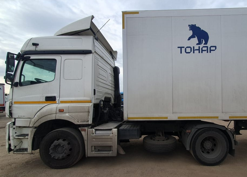 КамАЗ М1840 4x2 Седельный тягач 5490-S5 (Дизельный, 12,0 л, 401 л.с., МТ)