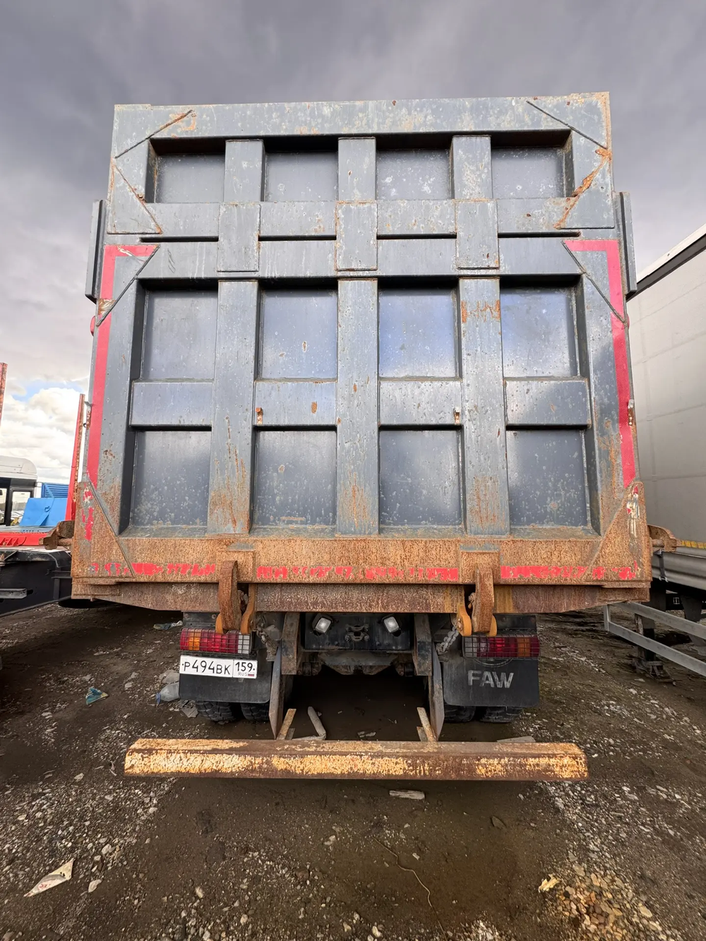 FAW J6 8x4 Самосвал СА3310Р66K24T4E5 (Дизельный, 11,1 л, 420 л.с., МТ)