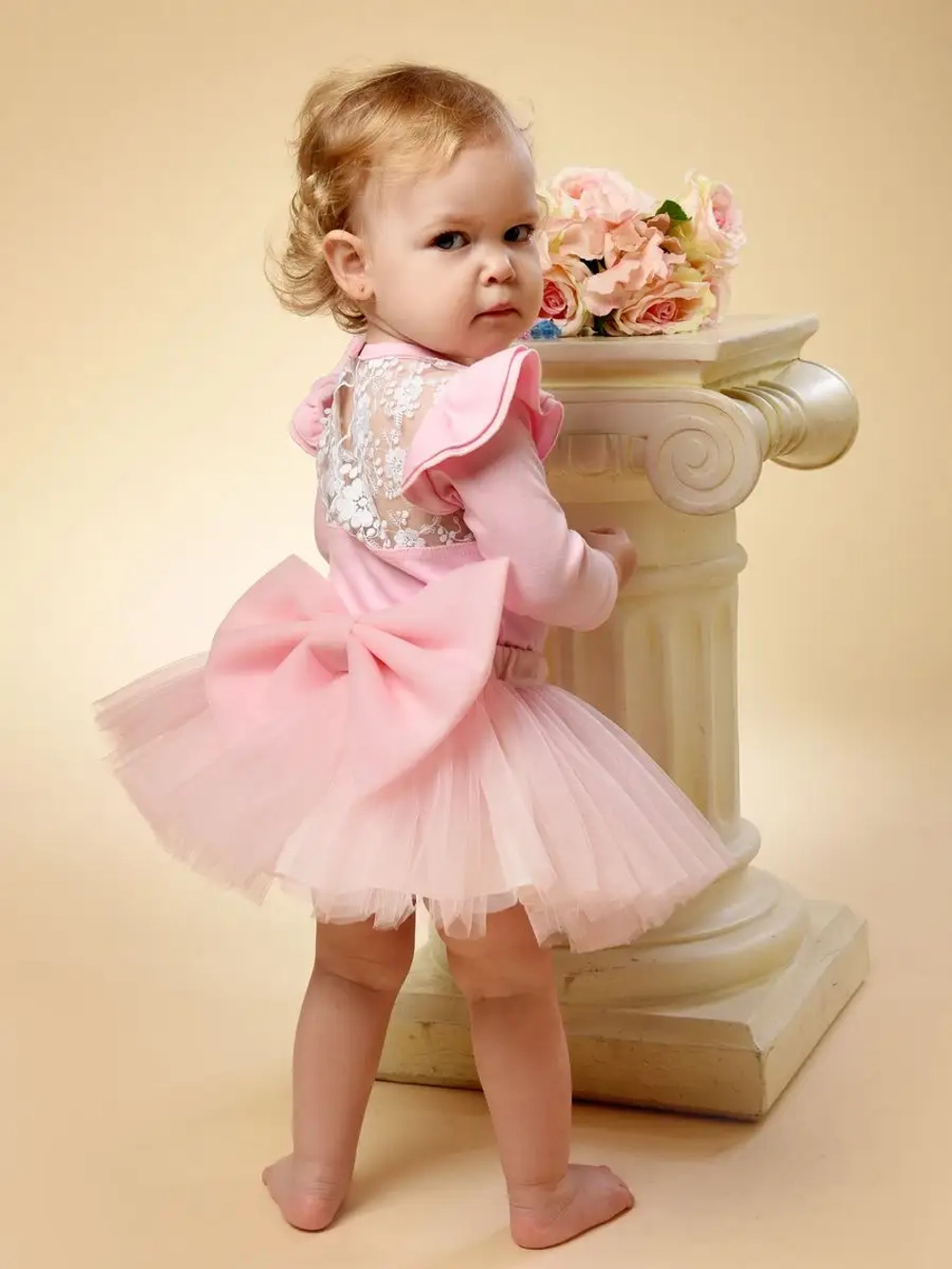 Боди с кружевной спинкой