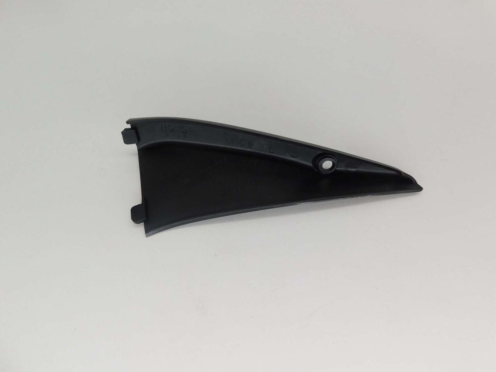 накладка на пластик верхняя левая Honda VFR800 64596-MCW-D00