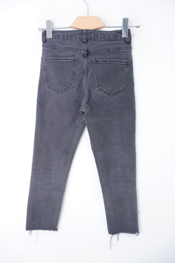 Джинсы Oodji серые 42 размер