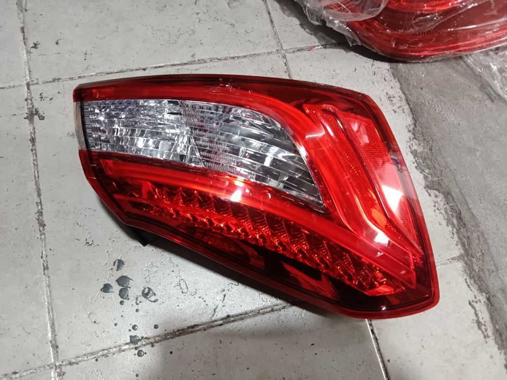 оригинальные задние фонари на Mercedes, BMW, Land Rover, Audi, Lexus и др.
