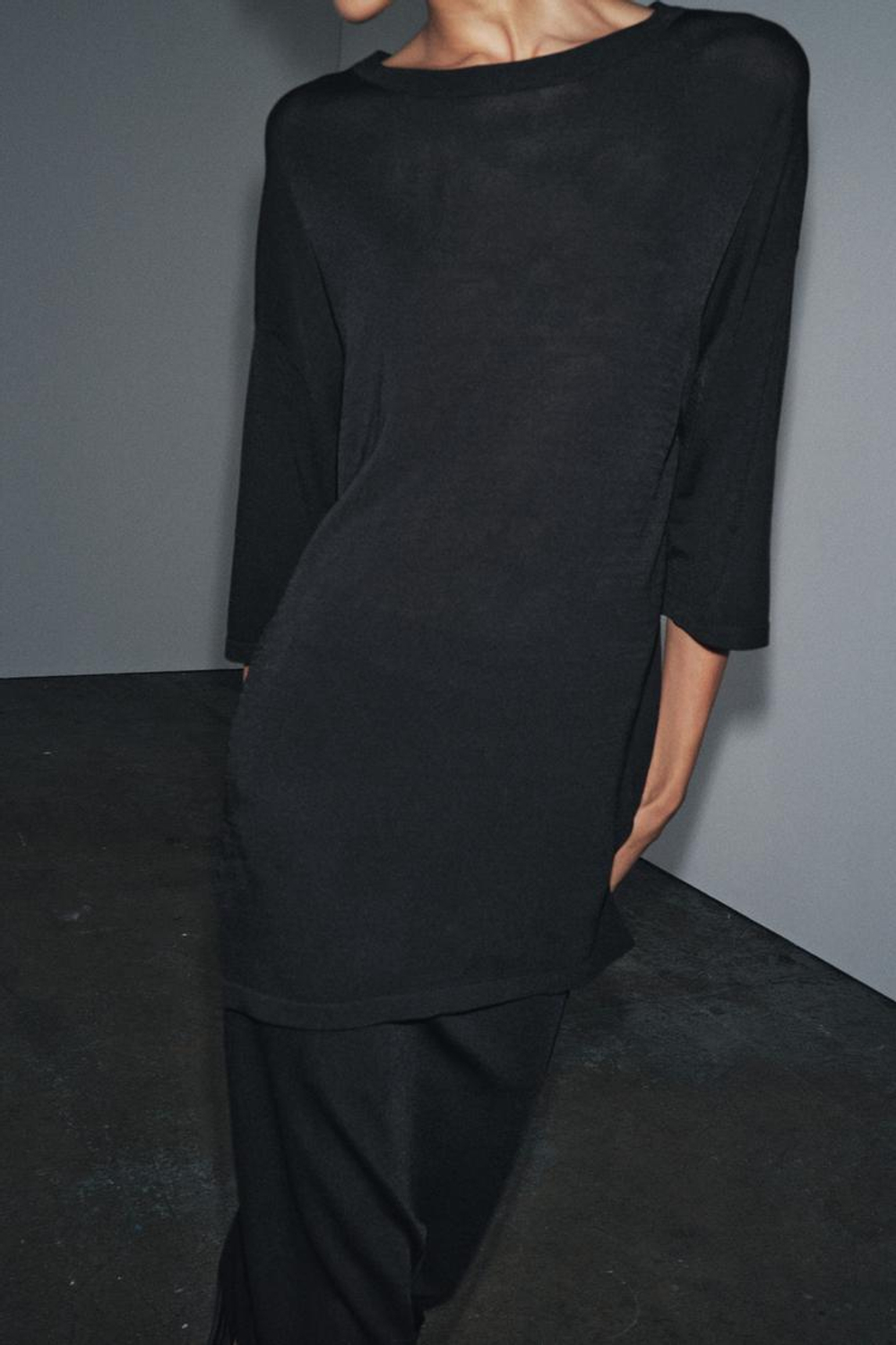 ZARA ОДНОТОННЫЙ ДЖЕМПЕР ОВЕРСАЙЗ, ЧЕРНЫЙ