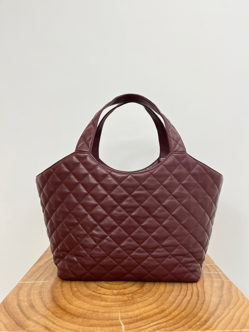 ICARE MEDIUM В СТЕГАНОЙ НАППЕ