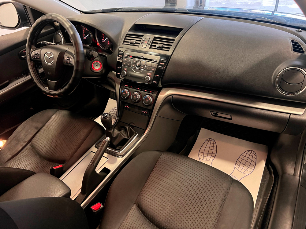 Mazda Mazda6, 2011 год