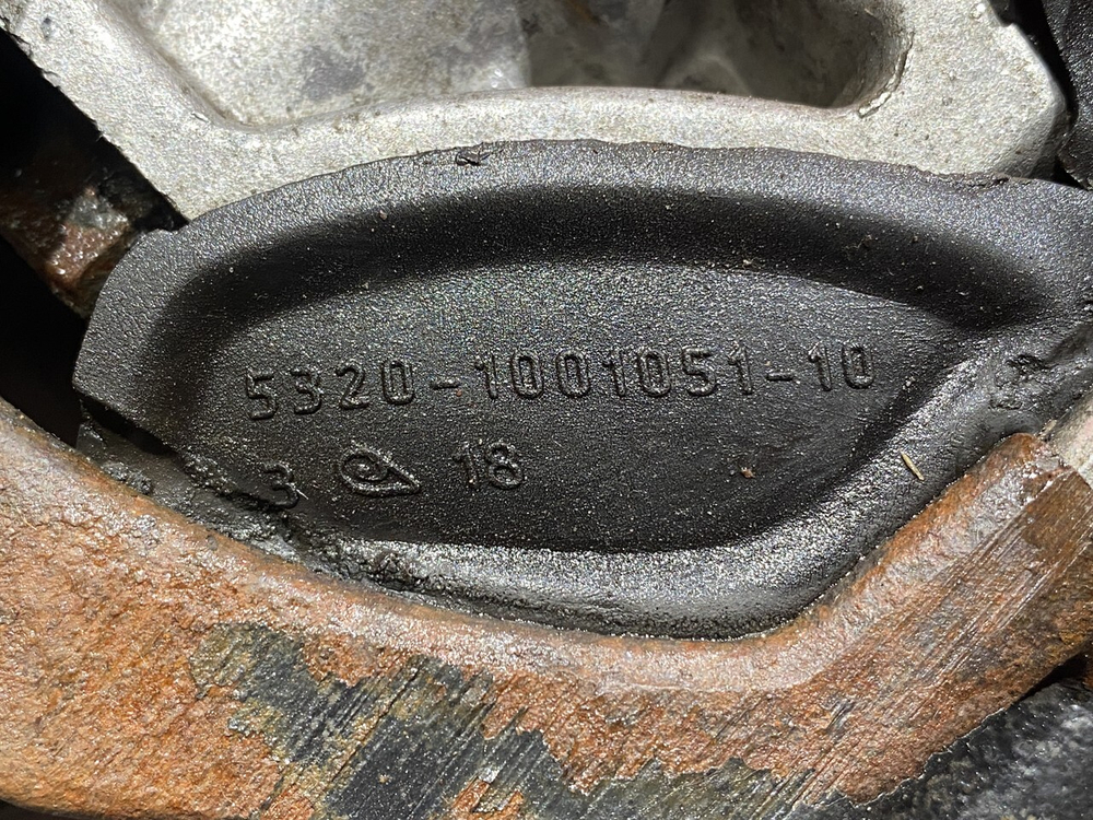 Подушка двигателя задняя 2018г