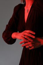 Кольцо Crystal Round с гранатом