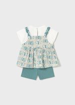 футболка с шортами