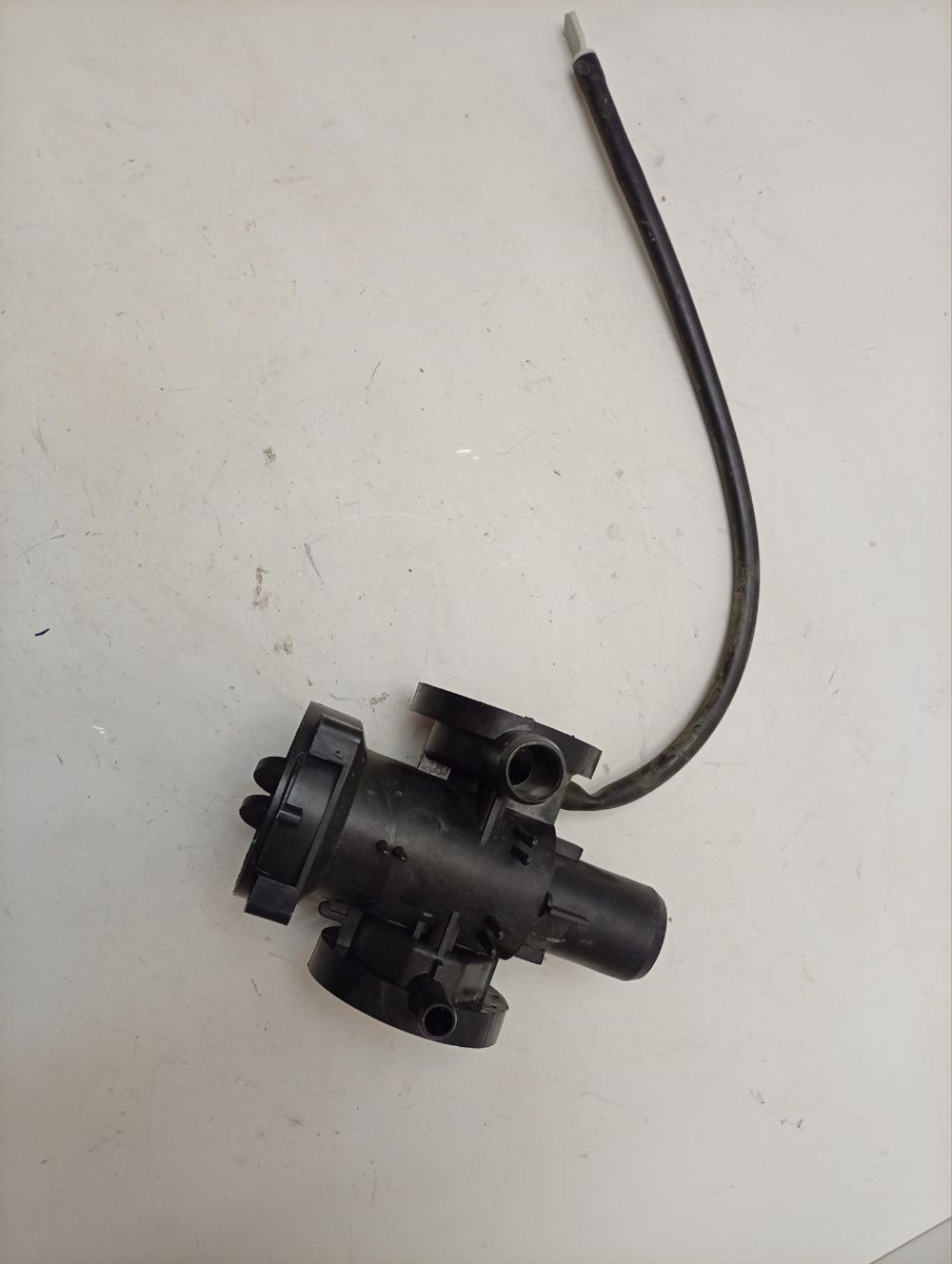 F12U2HCS2 кт15 Корпус сливного насоса (улитка) стиральной машины LG 3108ER1001 б/у