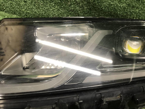 Битая Фара левая Geely Coolray (2019-2024) LED