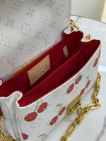Сумка Louis Vuitton