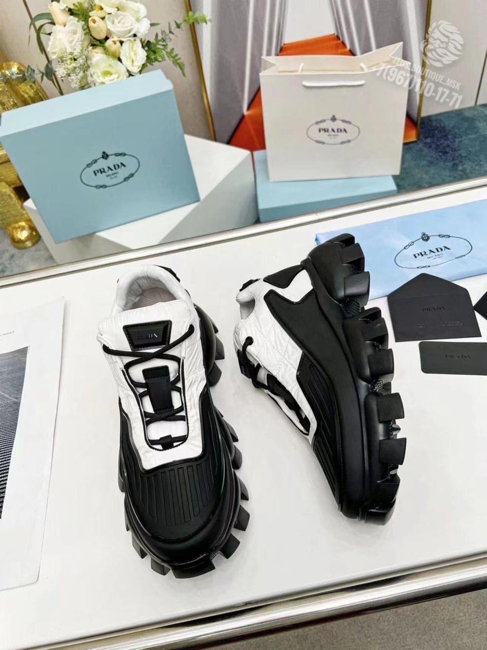 Кроссовки Prada