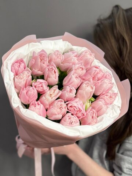 Монобукет из 25 розовых пионовидных тюльпанов