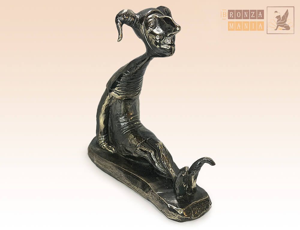 статуэтка Шут со скипетром. Работа Романа Шустрова