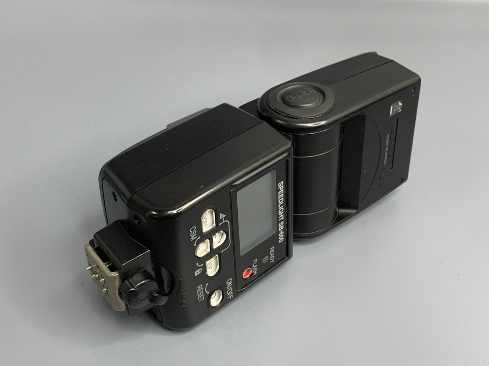 Nikon Speedlight SB-600