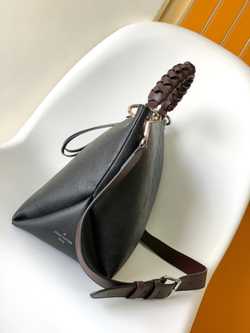 Louis Vuitton Beaubourg Hobo MM