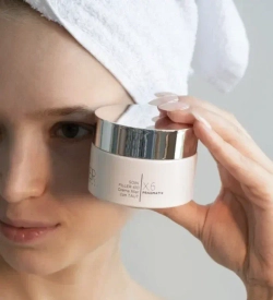 Rever Ремоделеирующий крем-филлер c TAUT-SOIN FILLER 410 Crema filler con TAUT,50 мл