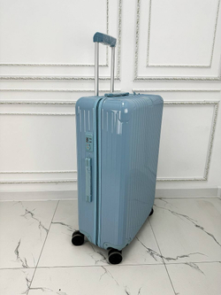 Чемодан Rimowa М