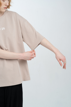 Футболка oversize из плотного трикотажа
