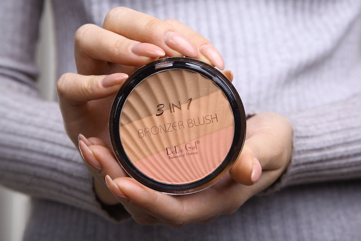 Бронзатор-румяна-хайлайтер 3в1 DoDo Girl тон 01, 12 г