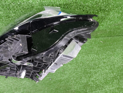 Фара левая BMW 3er G20 (2022-н.в.) Laser (В сборе)