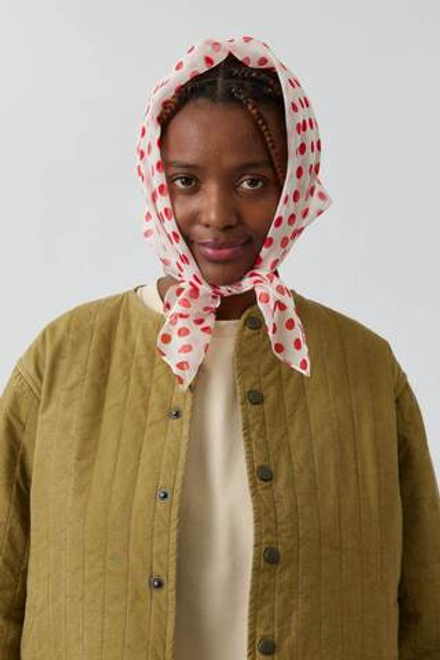 Косынка из шелка белая в красный мелкий горох