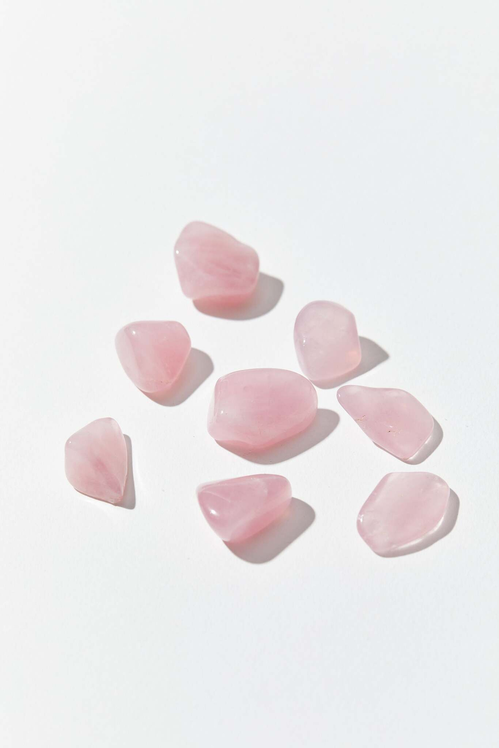 Розовый кварц галтовка