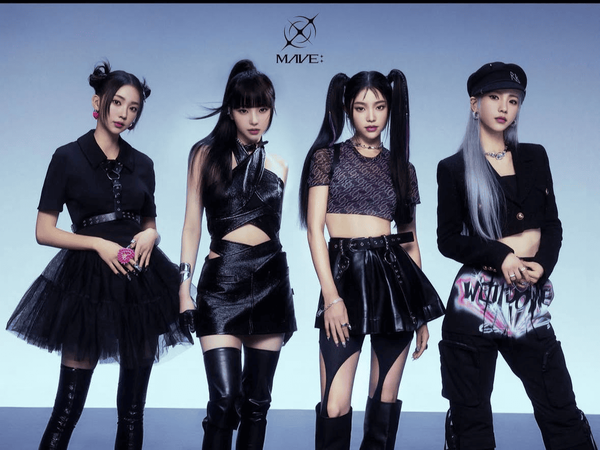 Эволюция концептов: как K-pop группы меняют имидж с каждым камбэком?