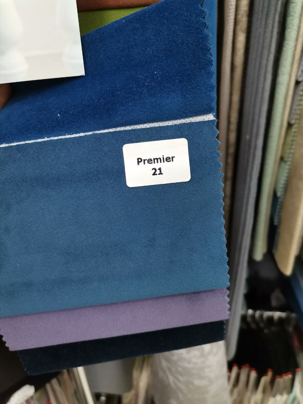 Велюр Premier (Премьер) 21