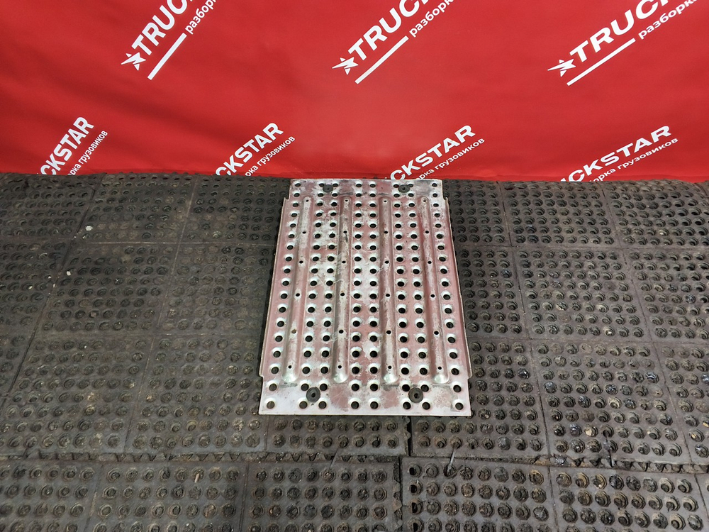 Трап на раму за кабиной 2019г.